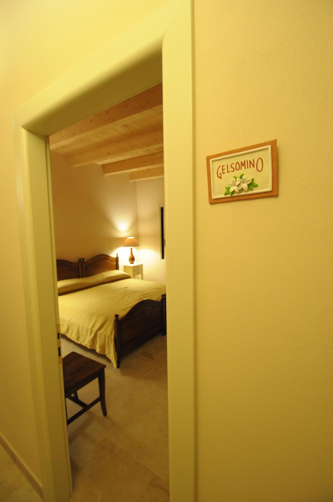 Tenuta Monaci La Murra Carmiano  Habitación foto